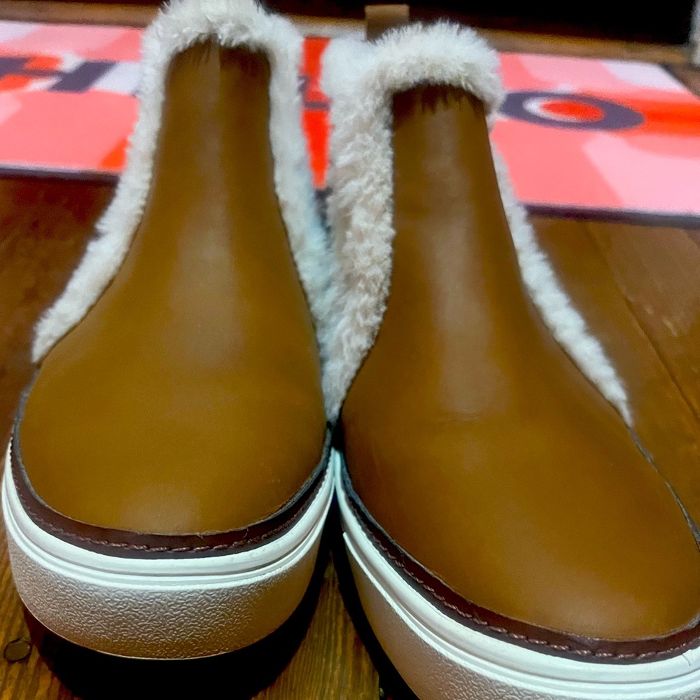 Toms Leather Ankle Boots